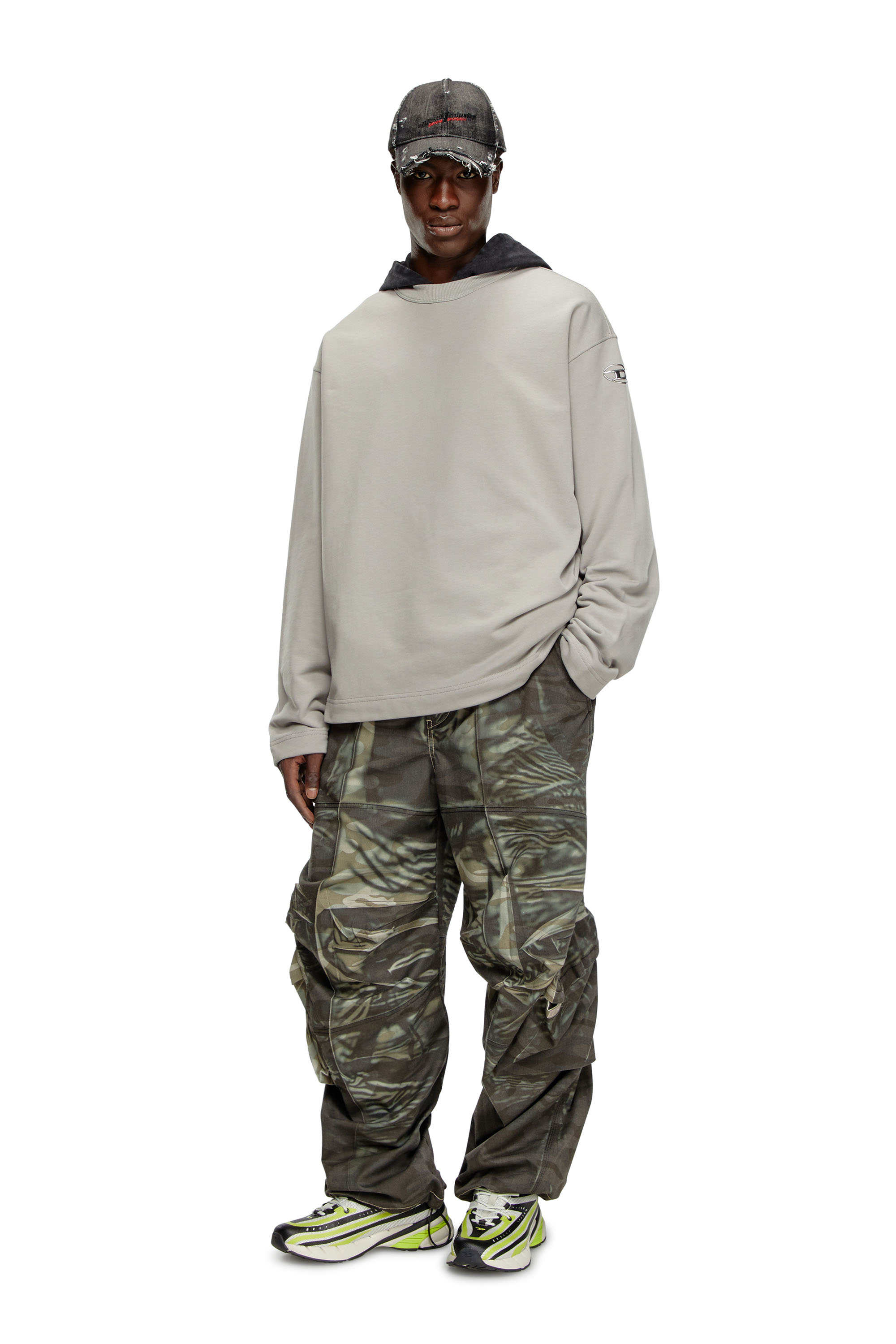 Diesel - S-MACSIS-OD, Man's Oversized sweatshirt with metallic logo in Grey - 2